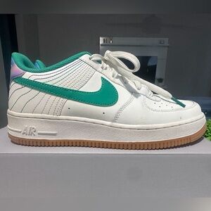 Nike Air Force 1 Big Kid Size 7,  Woman 8
